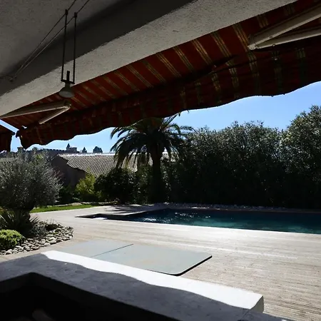 Le Clos Saint Jean, Piscine, Vue Cite Apartment