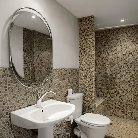 Le Clos Saint Jean, Piscine, Vue Cite Apartment