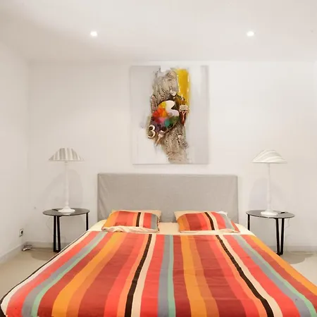 Apartment Le Clos Saint Jean, Piscine, Vue Cite